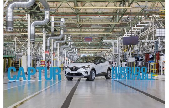 Captur E-TECH: primer híbrido enchufable Renault